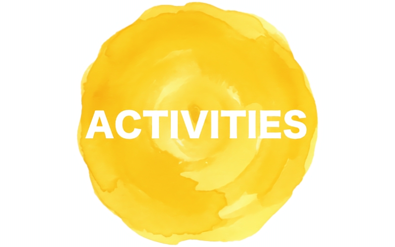 activities と書かれたボタン。NPO活動団体やさしいおはなしのウェブサイトのトップページから固定ページに飛ぶことができます。ヘッダーメニューがモバイル版だと分かりにくいので、ボタンの役割を担っています。